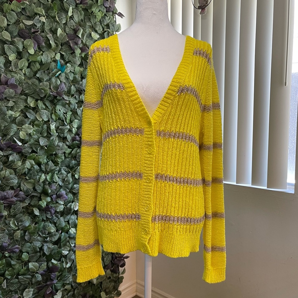 Ann Taylor LOFT-Women Cardigan Sweater V-Neck Yellow Striped Button Front size M